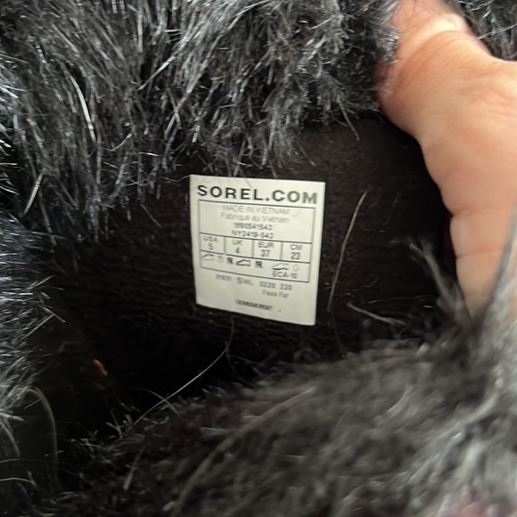 Sorel Boots - Picture 6 of 6